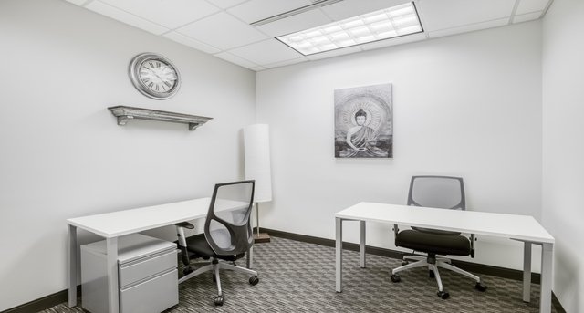 Rent office One Lakeway_6-1