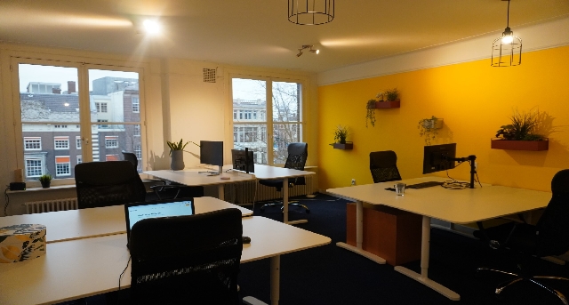 Rent office Prins Hendrikkade 21e_1-1