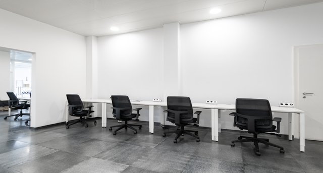 Rent office Riva Paradiso 10-12_2-1