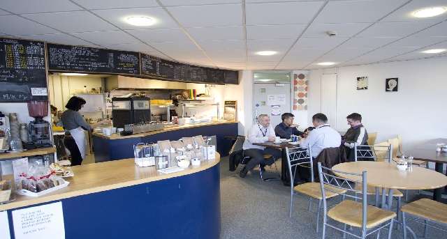 Alquiler oficinas Shearway Road_7-1