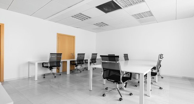 Rent office Sorolla Centre_3-1