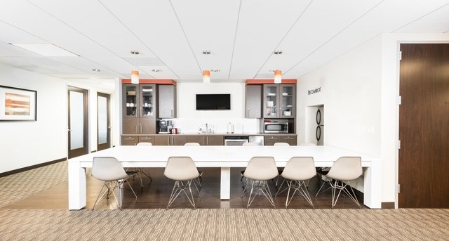 Rent office The Almaden_1-1