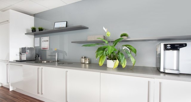Rent office The Balance_4-1