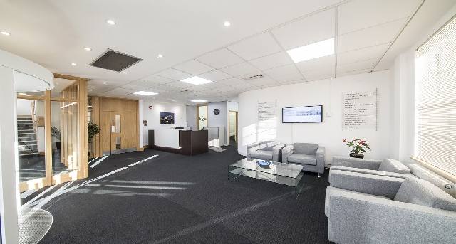 Rent office The Broadway_1-1
