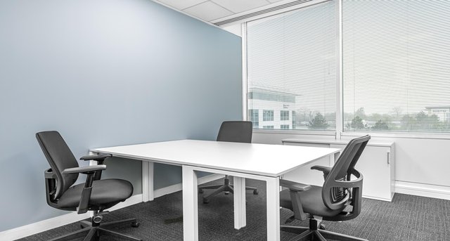 Rent office Titan Court_3-1