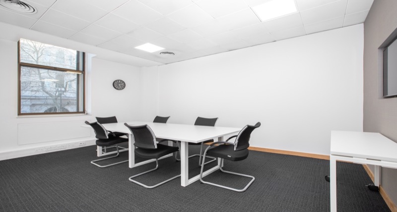 Rent office Trafalgar Square_7-1