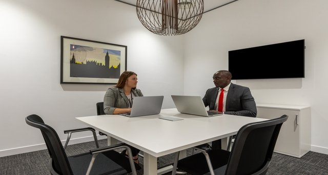 Rent office Trafford Park_3-1