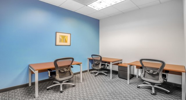 Rent office Two Twin Oaks_3-1