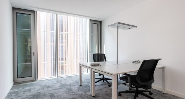 Rent office Voie du Chariot 3_2-1