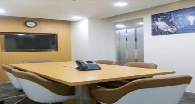 Rent office Waltair Main Road_1-1