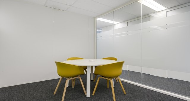 Rent office Waterloo Office Park_6-1
