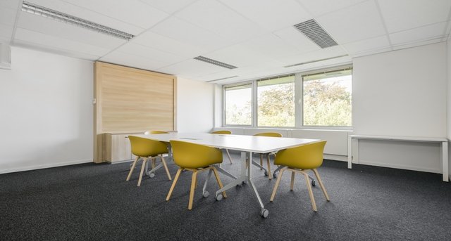 Rent office Waterloo Office Park_7-1