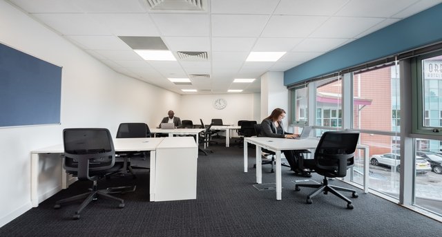 Rent office Watling Court_8-1