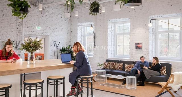 Coworking We work Timura Frunze-1