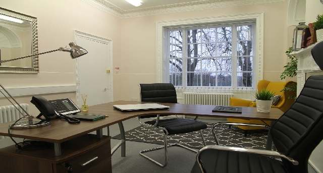 Rent office West Common_1-1