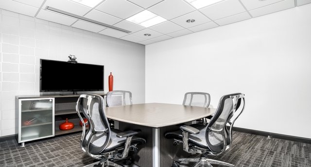 Rent office Weston Pointe II_6-1