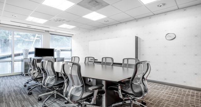 Rent office Weston Pointe II_7-1