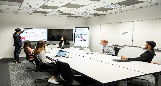 Sewa kantor Zeil 109_2-1