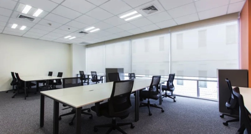 Rent office 30 Rue du Château-1