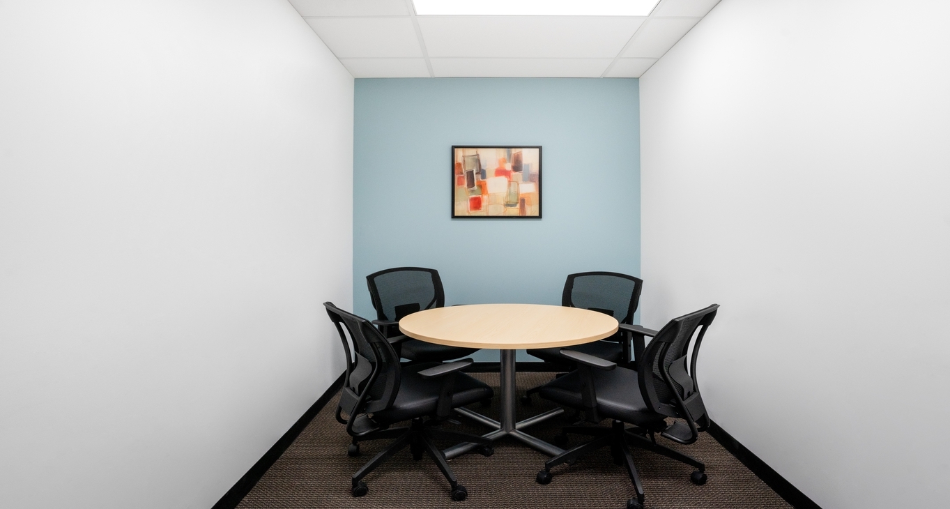 Business Center 1235 Bay Street_5-5 Rent office 1235 Bay Street_5-5