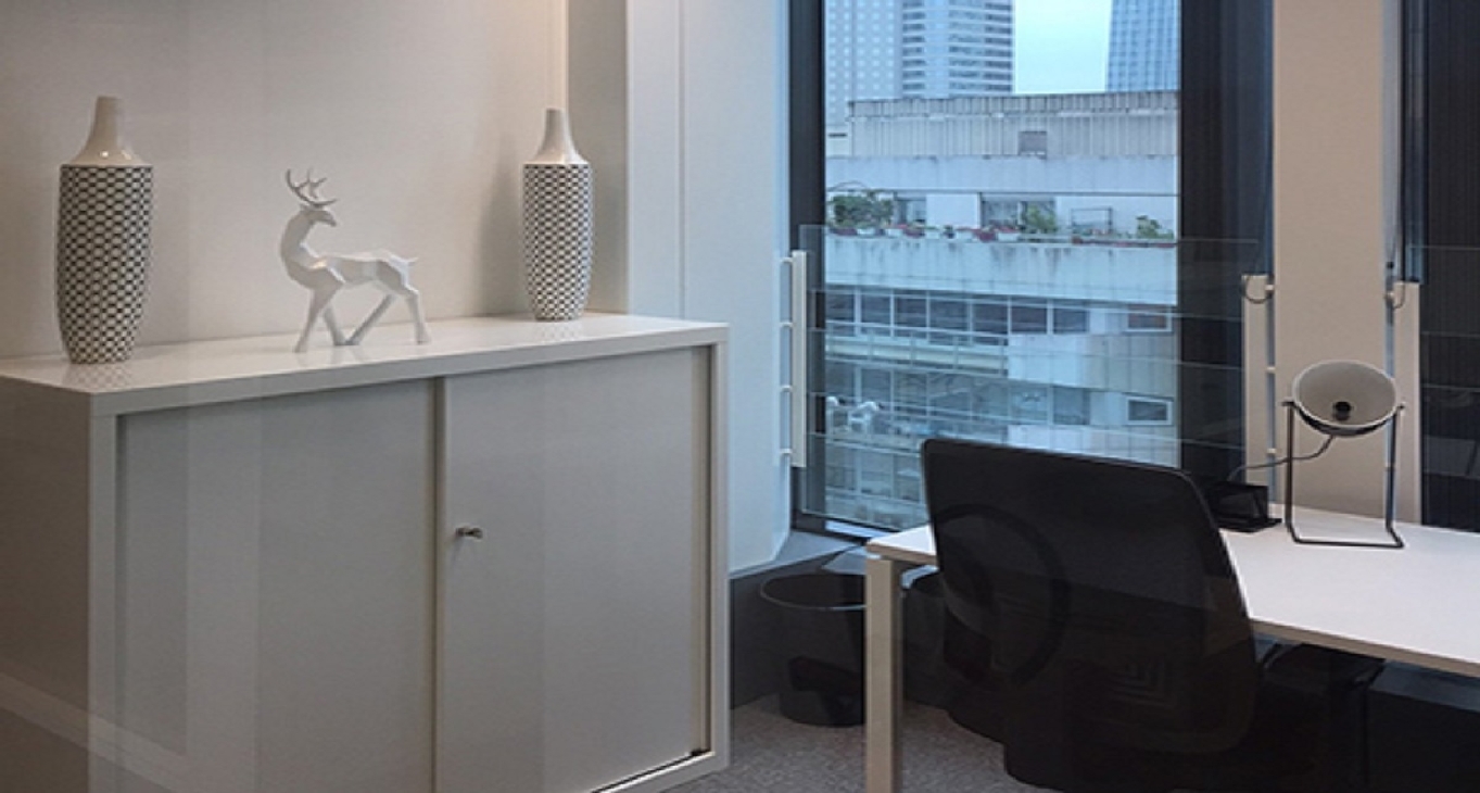 商务中心16 Place de l'Iris_5-6 办公室租金16 Place de l'Iris_5-6