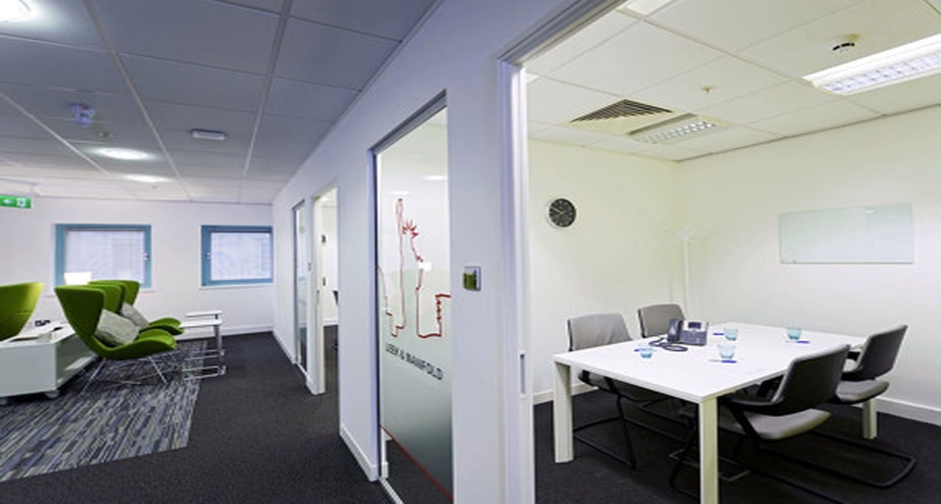 Rent office 1 The Oasis_3-3