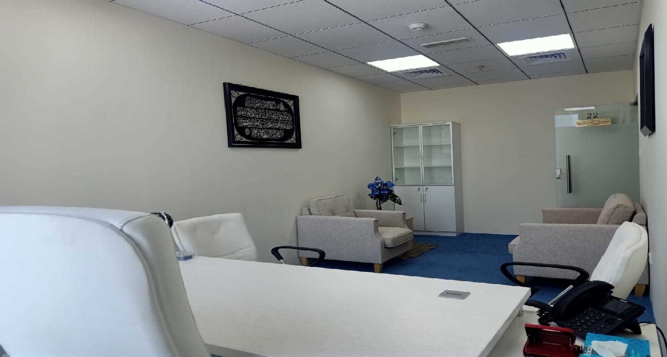 Business Center 2107 IRIS BAY TOWER_15-15 Rent office 2107 IRIS BAY TOWER_15-15