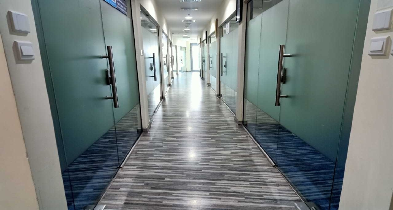 Business Center 2107 IRIS BAY TOWER_27-27 Rent office 2107 IRIS BAY TOWER_27-27