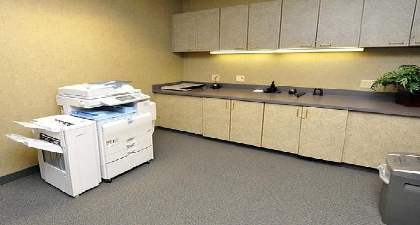 Бизнес центр 2500 Regency Parkway_2-2 Cнять офис 2500 Regency Parkway_2-2