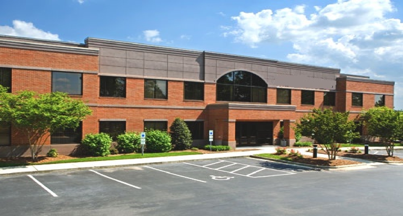 Бизнес центр 2500 Regency Parkway_9-9 Cнять офис 2500 Regency Parkway_9-9