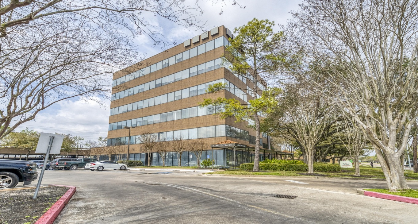 2500 Wilcrest Drive_9 ビジネスセンター-10 レンタルオフィス 2500 Wilcrest Drive_9-10