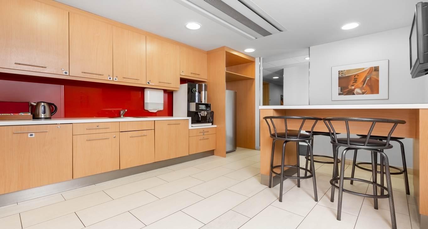 Rent office 26 Arpad Fejedelem Utja_4-4