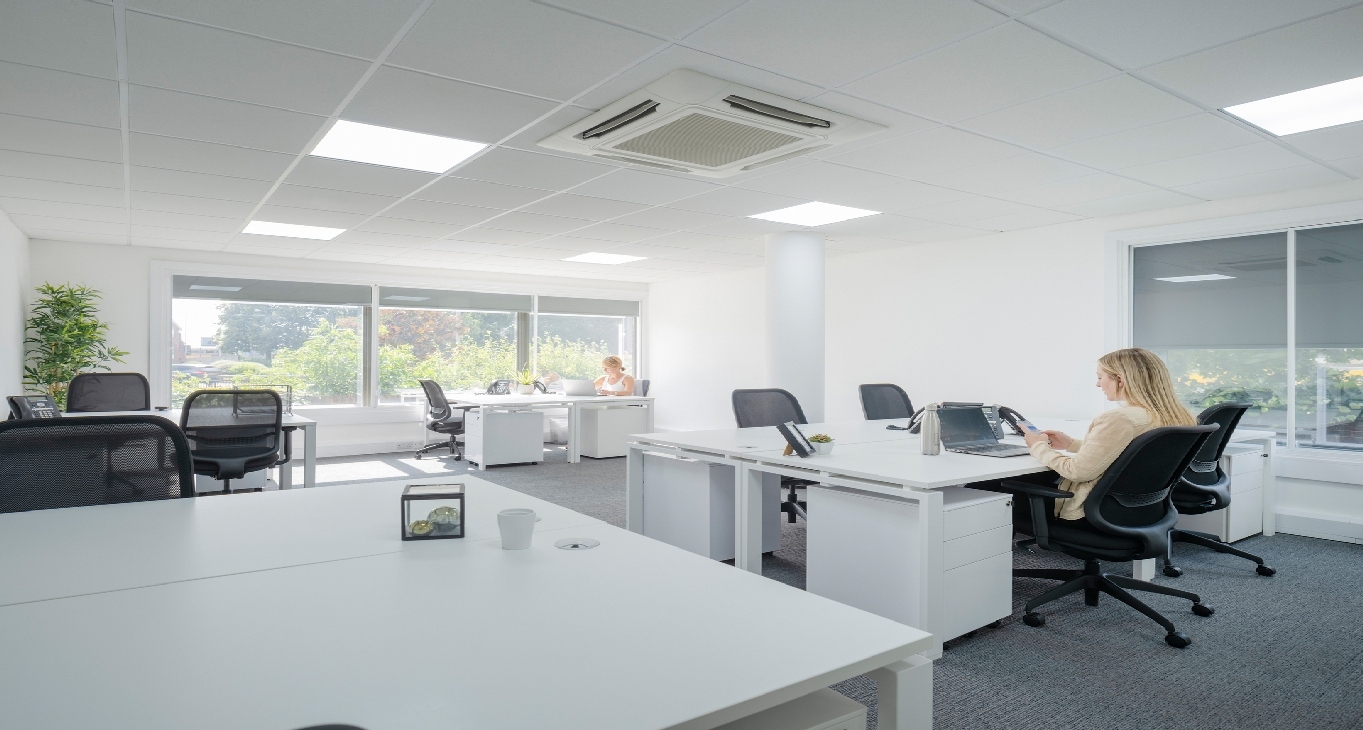 Business Center 28 Baddow Road_8-8 Rent office 28 Baddow Road_8-8