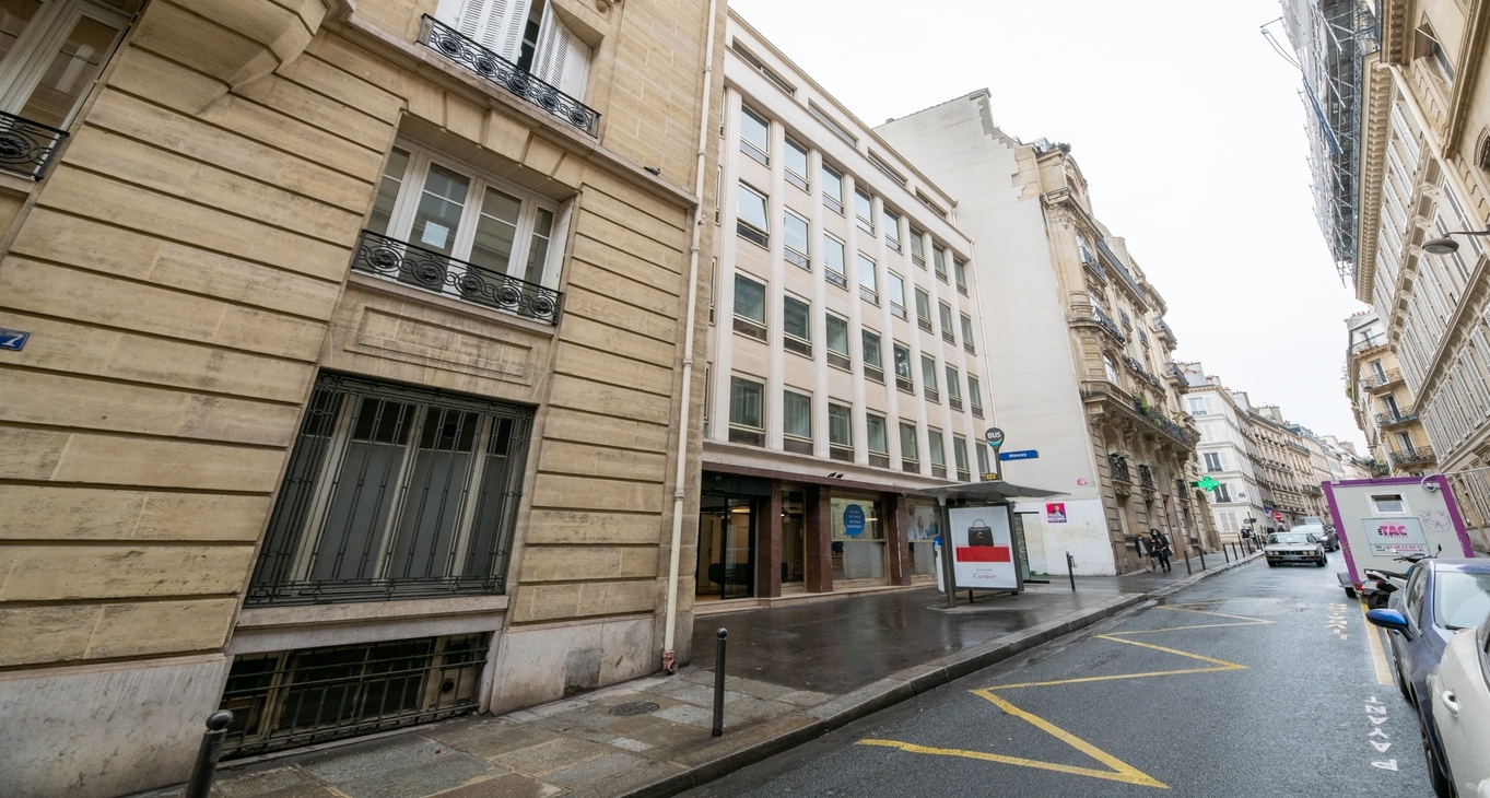 비즈니스 센터 29 Rue Blanche_9-9 29 Rue Blanche_9 임대 사무실-9