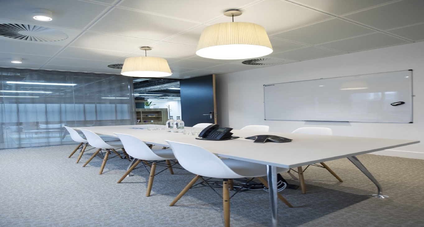 Business Center 300 Bath Street_2-3 Rent office 300 Bath Street_2-3