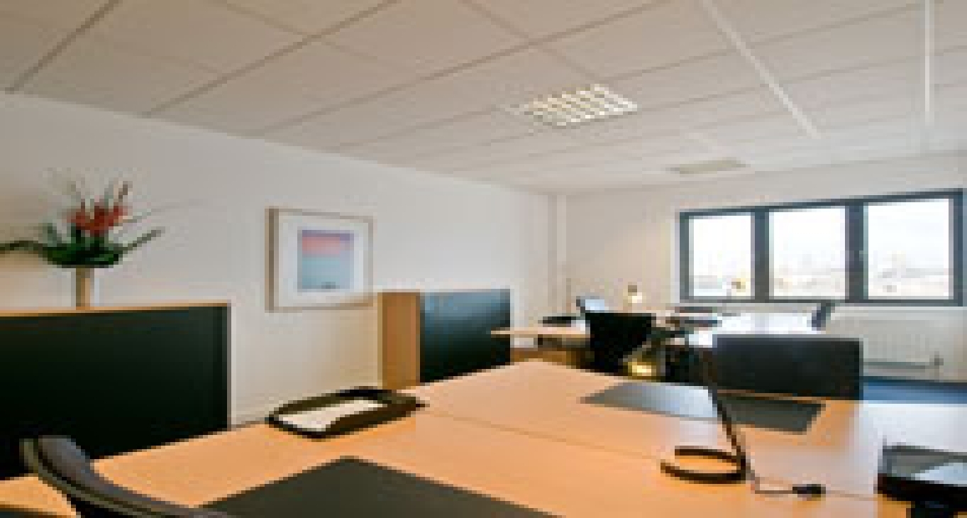 Business Center 33 Clarendon Dock, Laganside_7-7 Rent office 33 Clarendon Dock, Laganside_7-7