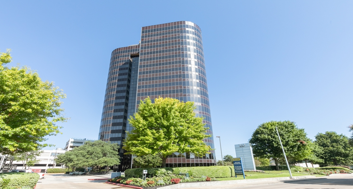 Rent office 363 North Belt_8-8
