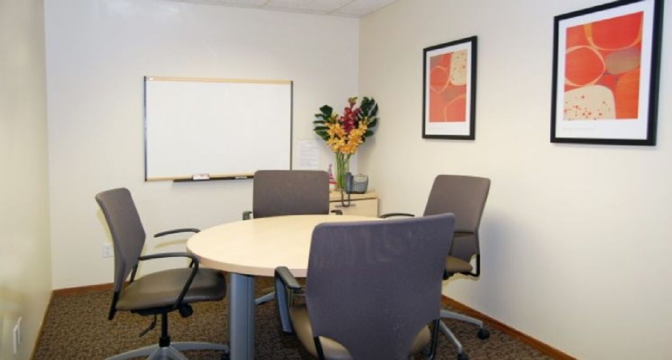 Business Center 4845 Pearl East Circle Suite 101 Boulder_3-3 Rent office 4845 Pearl East Circle Suite 101 Boulder_3-3