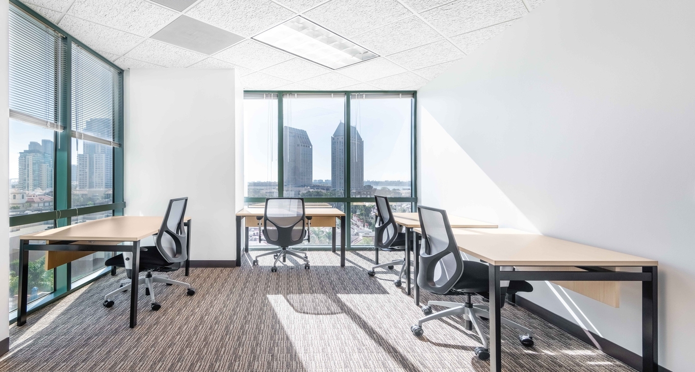 Cнять офис 501 West Broadway_3-3