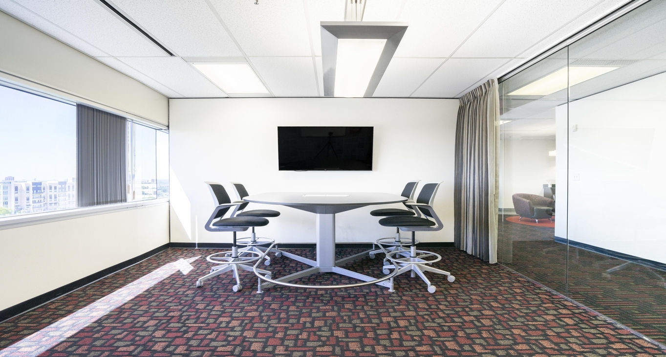 비즈니스 센터 5050 Quorum Drive_7-8 5050 Quorum Drive_7 임대 사무실-8