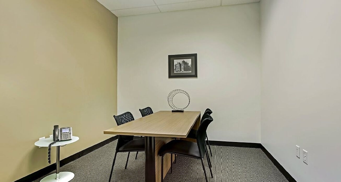 비즈니스 센터 7460 Warren Parkway_8-9 7460 Warren Parkway_8 임대 사무실-9