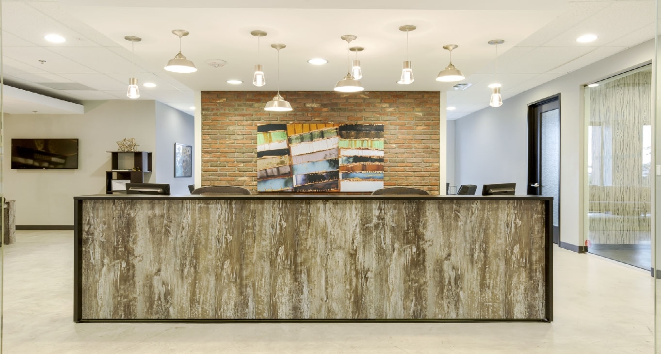 Centro de negócios 7600 Chevy Chase Drive_13-14 Arrendar Escritório 7600 Chevy Chase Drive_13-14