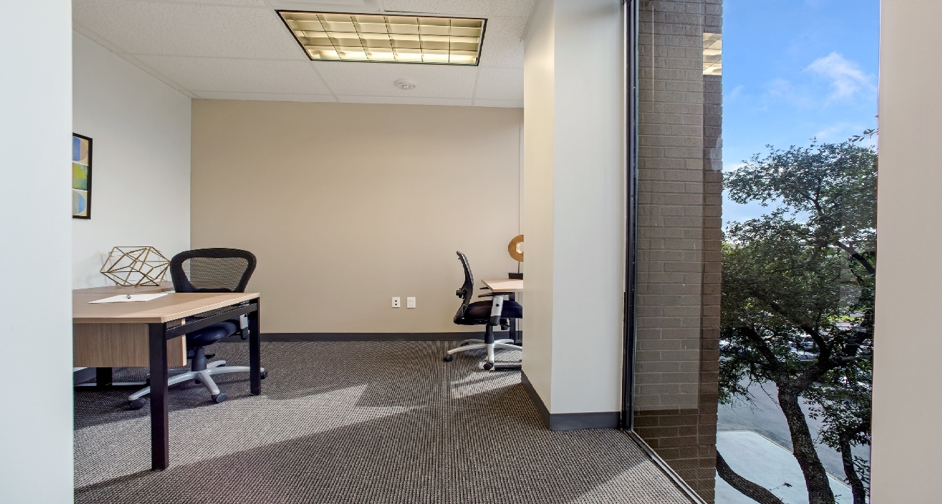 Centro de negócios 7600 Chevy Chase Drive_9-10 Arrendar Escritório 7600 Chevy Chase Drive_9-10