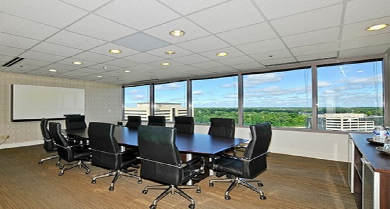 Business Center 8888 Keystone Crossing_12-13 Rent office 8888 Keystone Crossing_12-13