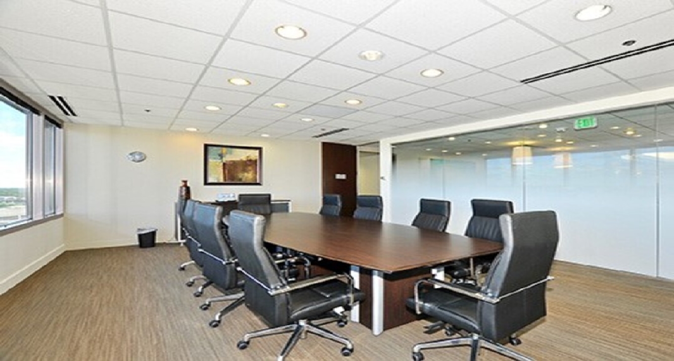 Business Center 8888 Keystone Crossing_18-19 Rent office 8888 Keystone Crossing_18-19