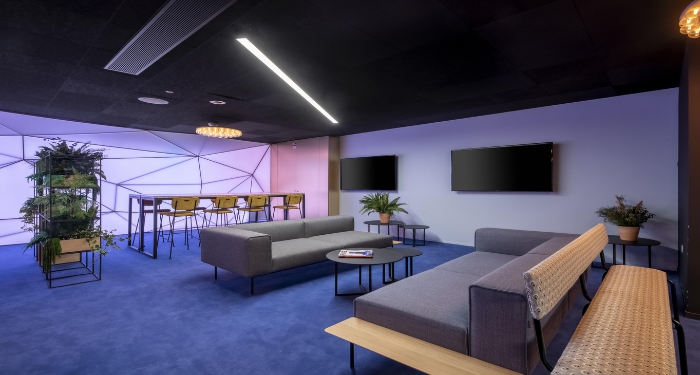 Business Center Accor Arena_1-1 Rent office Accor Arena_1-1