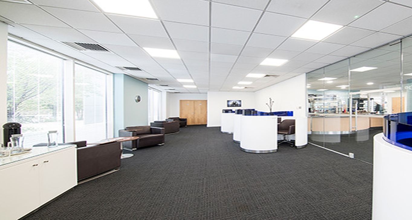 Centre d'affaires Admirals Park_8-8 Bureaux à louer Admirals Park_8-8
