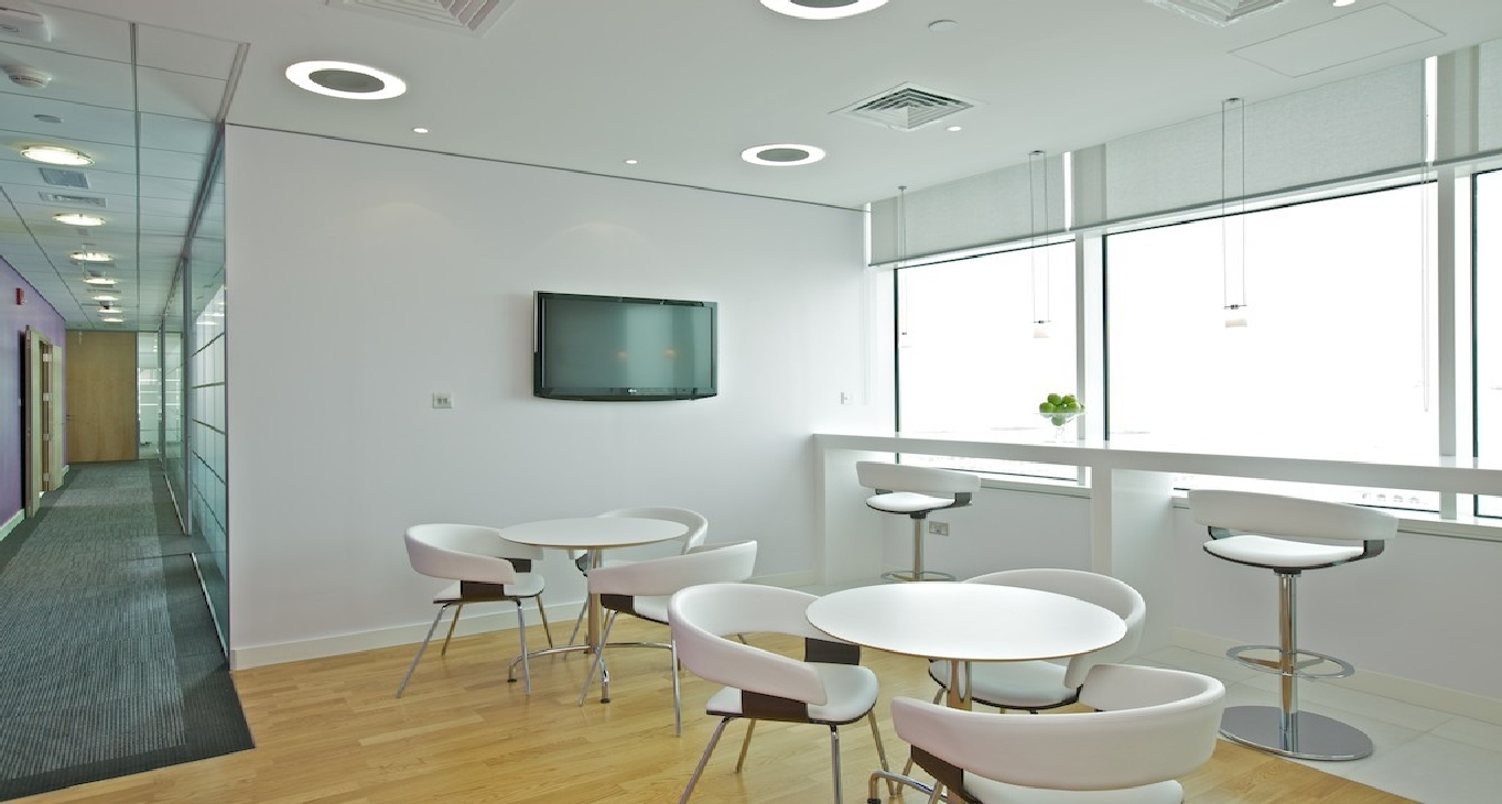 Rent office Al Mawkib St, 85_4-4