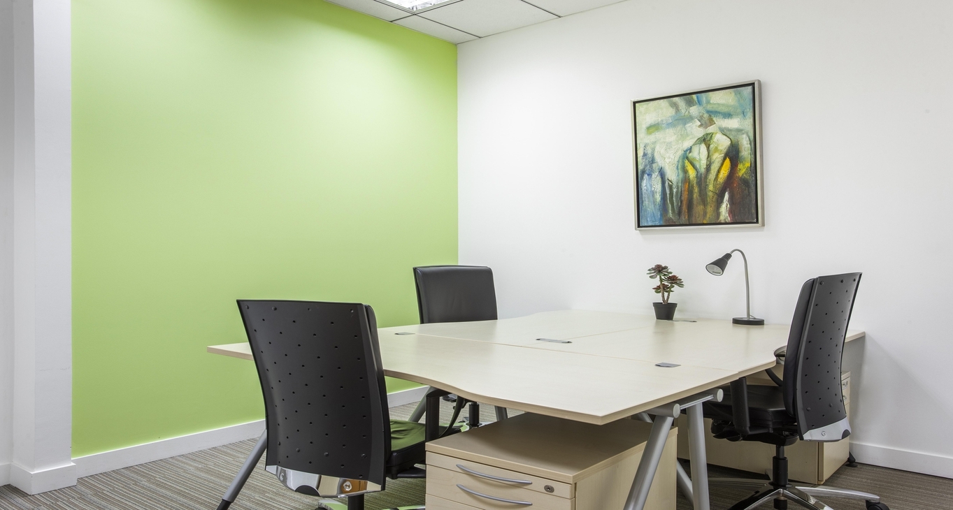 Al Odaid Office Tower_2 ビジネスセンター-2 レンタルオフィス Al Odaid Office Tower_2-2