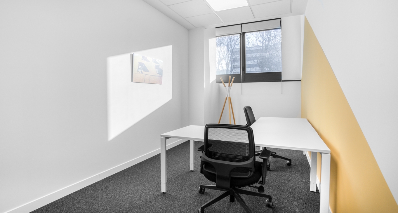 비즈니스 센터 Business Park Caldera_5-5 Business Park Caldera_5 임대 사무실-5